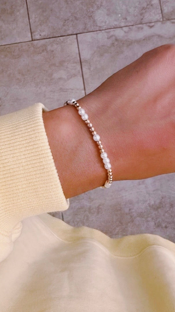 daisy bracelet